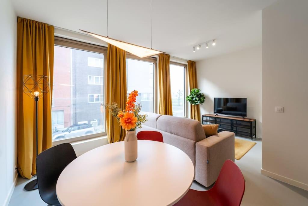Wonderful 1br In *